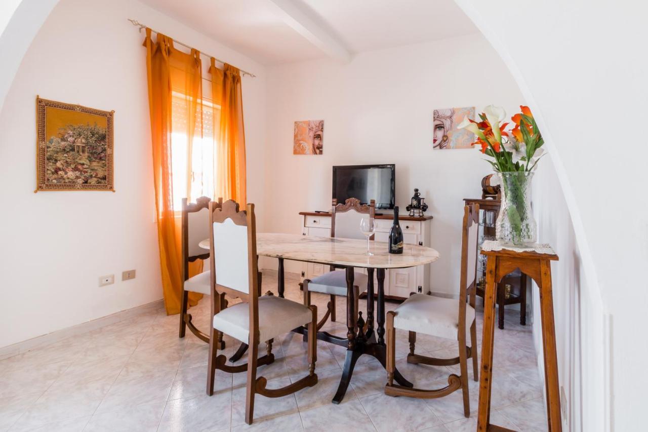 נוטו Villa Rosa Near The Sandy Beach, Parking & Wifi מראה חיצוני תמונה