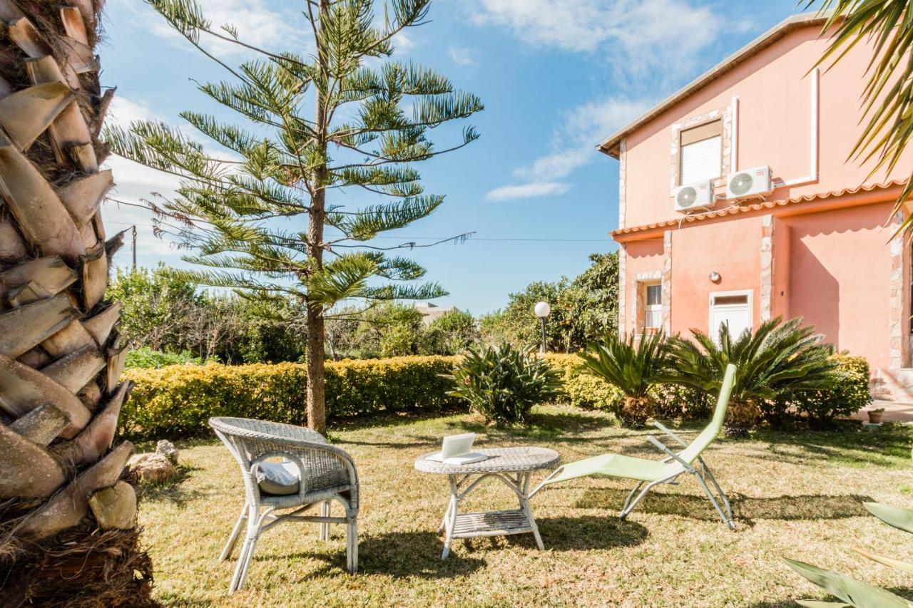 נוטו Villa Rosa Near The Sandy Beach, Parking & Wifi מראה חיצוני תמונה
